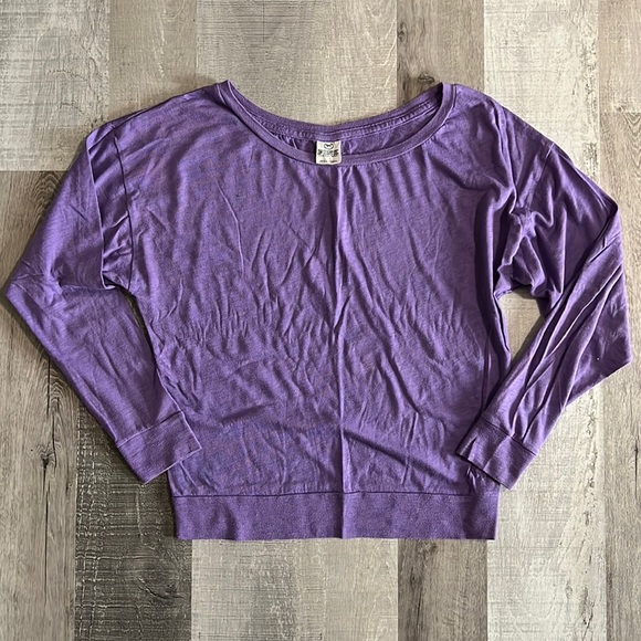 VICTORIA'S SECRET PINK Light Purple Stretchy Long Sleeve Sleep Pajama Shirt Tee - Picture 2 of 5